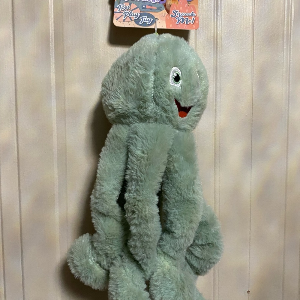 Beautiful Optopus 14” Dog Toy Very Solf And Squeaker - Picture 6 of 6